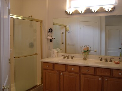 Master Bath-Dual Sinks