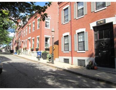 25 Mount Vernon St unit 1, Charlestown, MA 02129 - photo 7