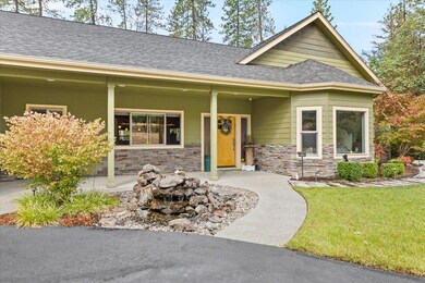 100 McKenzie Ridge Rd, Grants Pass, OR 97526 - photo 4