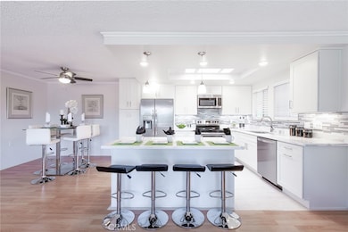 810 Ronda Mendoza unit O, Laguna Woods, CA 92637 - photo 2