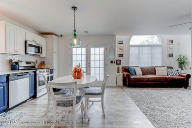 Kitchen Great Room 800 Red Bank