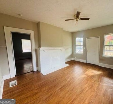 115 W Tinsley St unit A, Griffin, GA 30223 - photo 4
