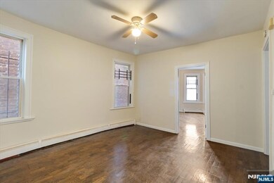 422 Jelliff Ave unit 1, Newark, NJ 07112 - photo 6