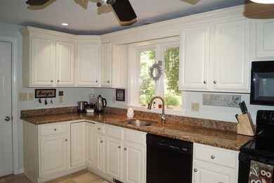 17 Brandy Ln, Pelham, NH 03076 - photo 5