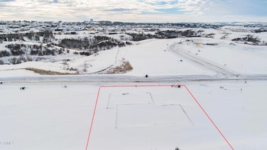 4420 Marsh Hawk Dr, Bismarck, ND 58503 - photo 2