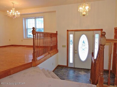 Entry Area & Dining Layout