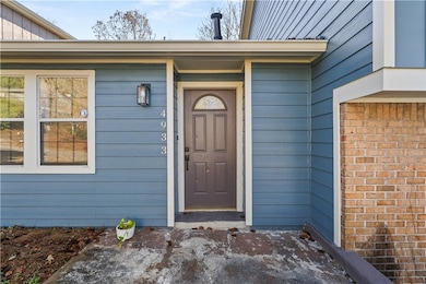 4933 Park West Dr, Stone Mountain, GA 30088 - photo 2