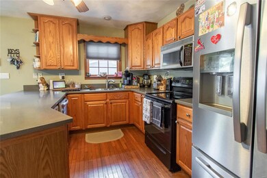 405 N Cherry St, Freeburg, IL 62243 - photo 7