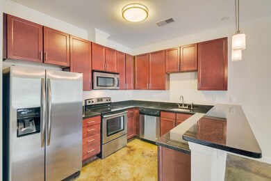 221_Delmont_St_016