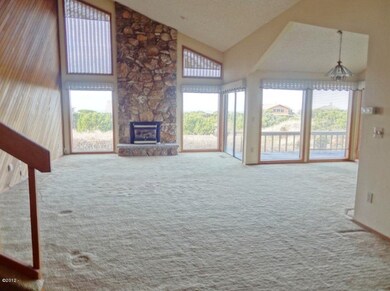 Vaulted living room