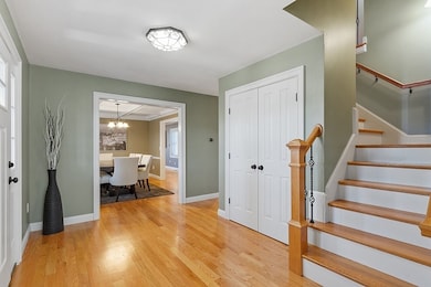 4 Pine Ave, Burlington, MA 01803 - photo 3