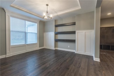 20306 W 80th St, Shawnee, KS 66218 - photo 2