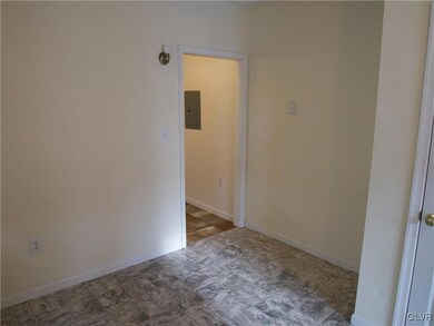 422 South St unit 2, Jim Thorpe, PA 18229 - photo 4