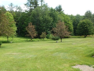 62 Crescent St, Plymouth, NH 03264 - photo 3