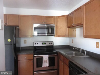 19920 Stoney Point Way, Germantown, MD 20876 - photo 3