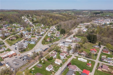 106 Level St, Bentleyville, PA 15314 - photo 5