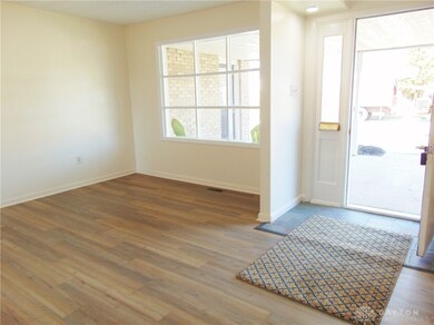 Living Room/entry