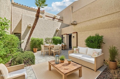 2626 E Arizona Biltmore Cir unit 14, Phoenix, AZ 85016 - photo 3