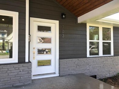 703 NW 6th St, Bentonville, AR 72712 - photo 3