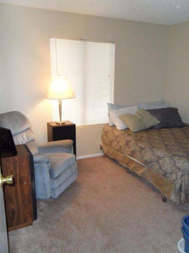 171 S Aspen Dr, Chandler, AZ 85226 - photo 5