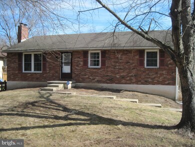 260 9th St, Sellersville, PA 18960 - photo 2