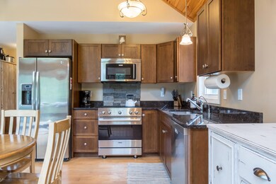 11-Kitchen (4 of 8)