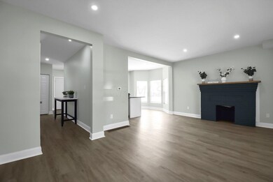 246 S Richardson Ave, Columbus, OH 43204 - photo 4