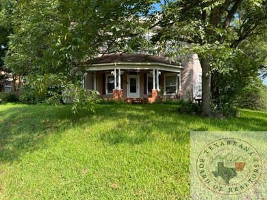 1302 W 5th St, Texarkana, TX 75501 - photo 2