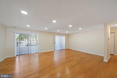 8008 Valley Manor Rd unit 2B, Owings Mills, MD 21117 - photo 4