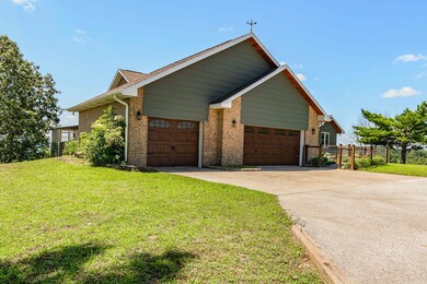 3 Home Garages