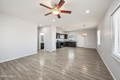 07-Living Area