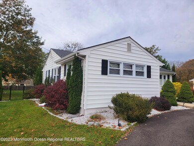 10 Johnston St, Oakhurst, NJ 07755 - photo 3