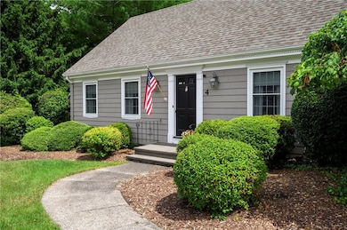 4 Knoll Crest Dr, Cumberland, RI 02864 - photo 6