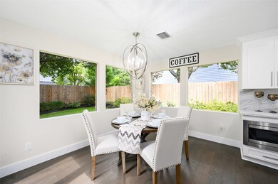 10218 Ella Lee Ln, Houston, TX 77042 - photo 5