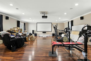 1315 Pear Dr, Conover, NC 28613 - photo 5