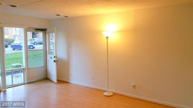 2653 Redcoat Dr, Alexandria, VA 22303 - photo 2