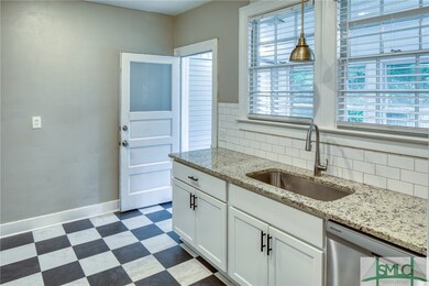 116 W 52nd St, Savannah, GA 31405 - photo 7