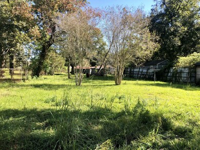 6326 Wayne St, Houston, TX 77026 - photo 2