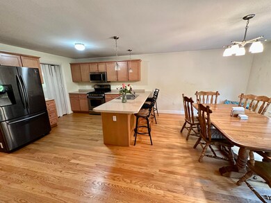 5 Stonewall Way, Exeter, NH 03833 - photo 2