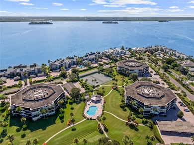 1001 Bay Rd unit 302, Vero Beach, FL 32963 - photo 2