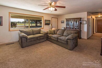 62635 Waugh Rd, Bend, OR 97701 - photo 5