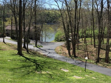 1010 Hancock Cir, Harrodsburg, KY 40330 - photo 4