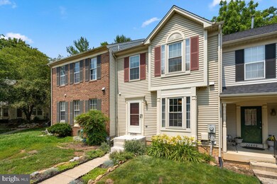 20561 Lowfield Dr, Germantown, MD 20874 - photo 2