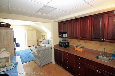 The Essex and Sussex unit 538, Spring Lake, NJ 07762 - photo 4