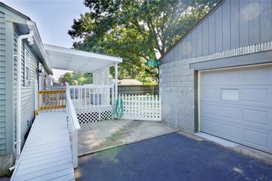 69 Palace Ave, Warwick, RI 02886 - photo 5