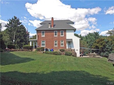 427 Chestnut St, Freemansburg, PA 18017 - photo 5