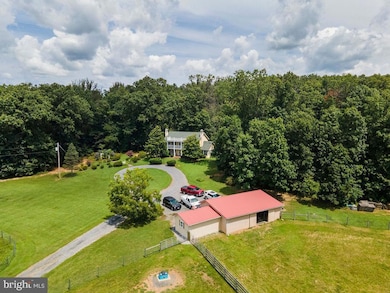 1115 Chapel Rd, Middletown, VA 22645 - photo 2