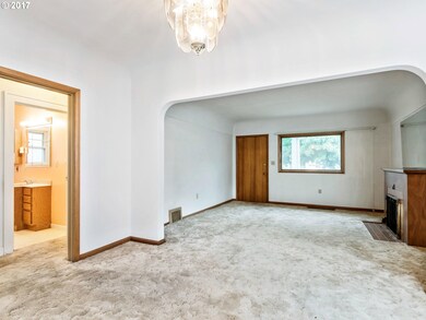 Living Room/Dining Room