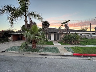 16591 Channel Ln, Huntington Beach, CA 92649 - photo 7