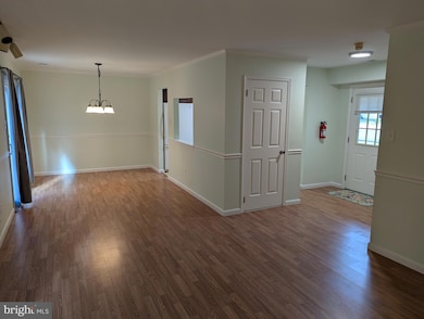 11 Fairfax Ct unit 22172, Bordentown, NJ 08505 - photo 3